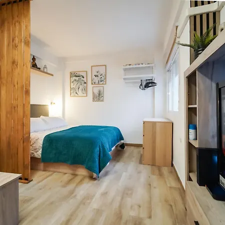 Apartment Playa La Carihuela Con Piscina Wifi *